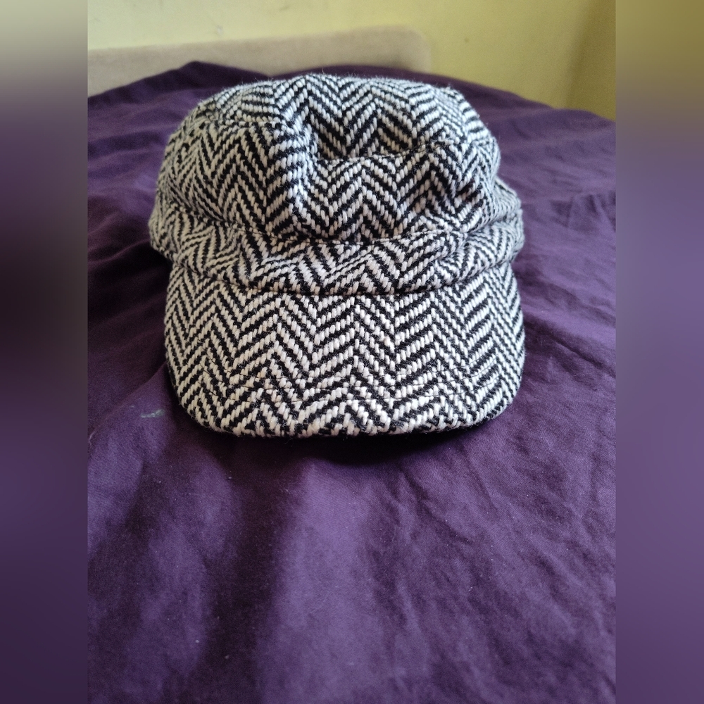 UBI Herringbone Wool Black & White NeedBoy Cap